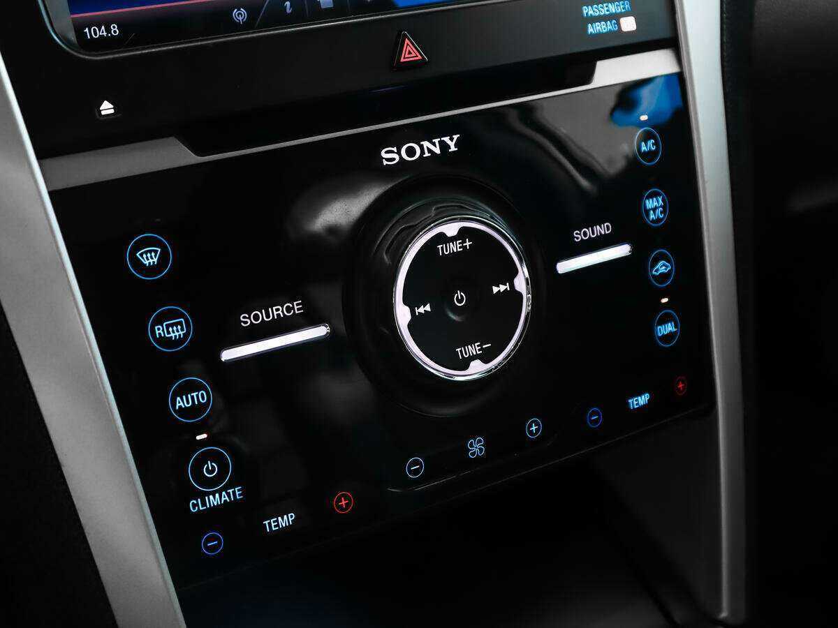 Ford Explorer б/у, 2014, Автоматическая. Фото: #17