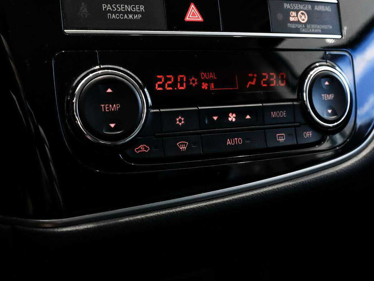 Mitsubishi Outlander б/у, 2019, Вариатор. Фото: #13