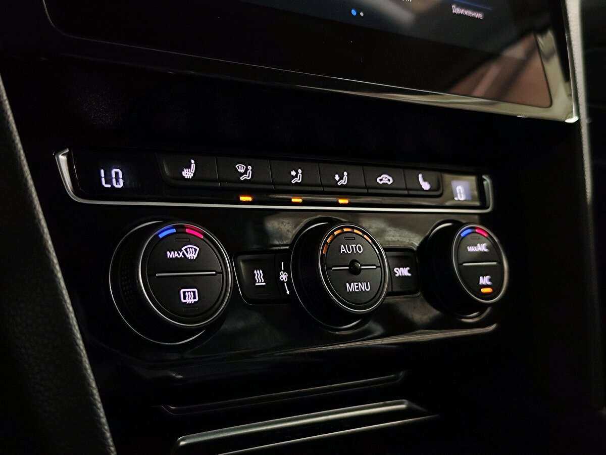 Volkswagen Passat б/у, 2019, Роботизированная. Фото: #18