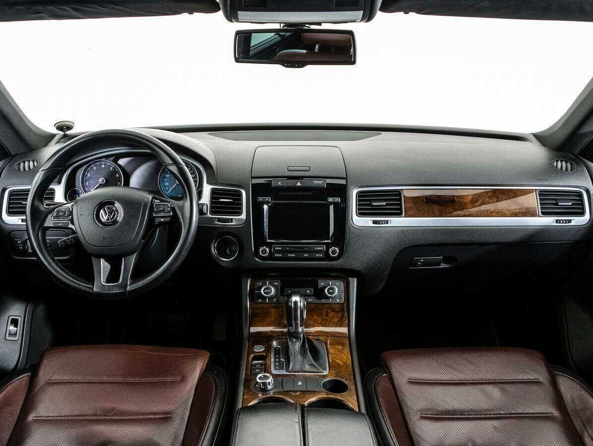 Volkswagen Touareg б/у, 2012, Автоматическая. Фото: #7