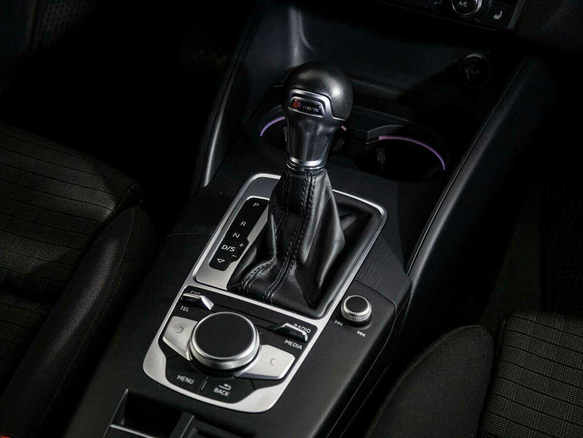 Audi A3 б/у, 2017, Роботизированная. Фото: #12