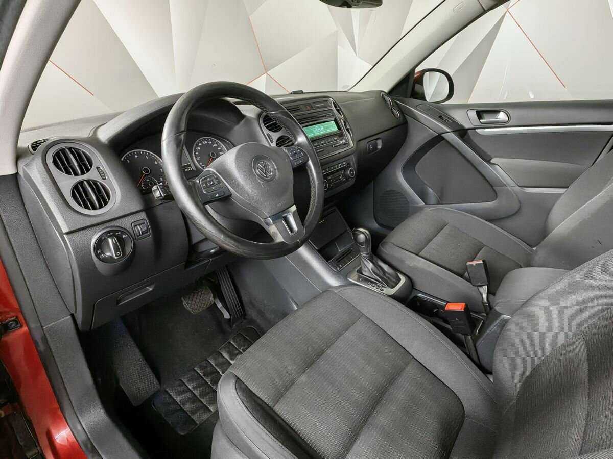 Volkswagen Tiguan б/у, 2012, Автоматическая. Фото: #13