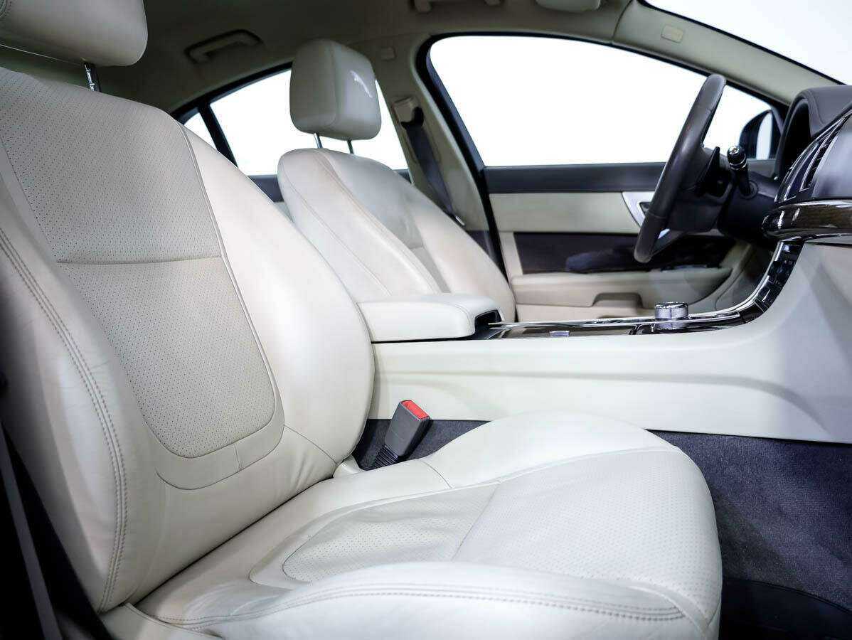 Jaguar XF б/у, 2013, Автоматическая. Фото: #10