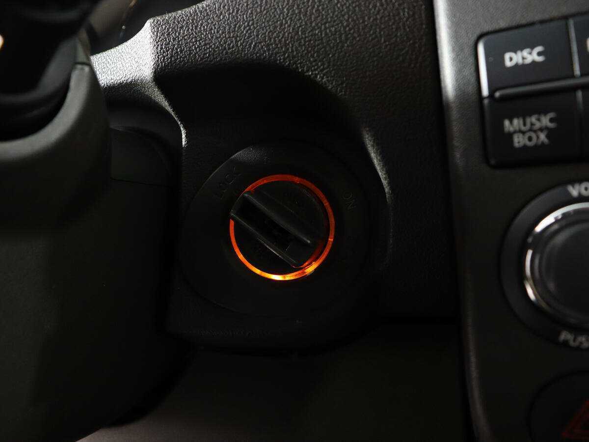 Ниссан Патфайндер б/у, 2013, Автоматическая. Фото: #19