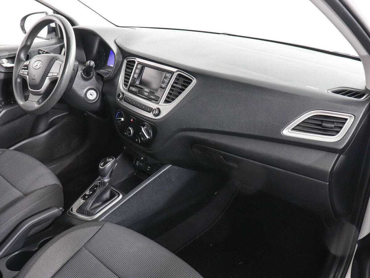 Hyundai Accent б/у, 2022, Автоматическая. Фото: #9