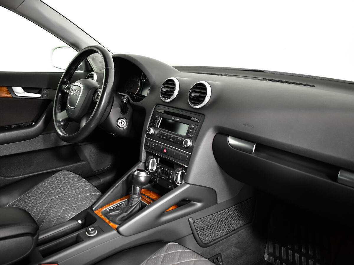 Audi A3 б/у, 2012, Роботизированная. Фото: #8