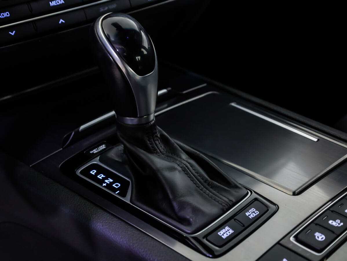 Hyundai Genesis б/у, 2014, Автоматическая. Фото: #15