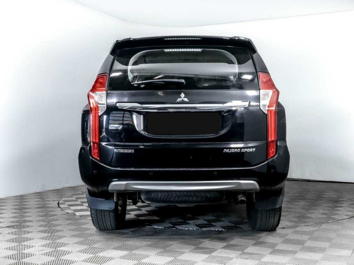 Mitsubishi Pajero Sport б/у, 2018, Автоматическая. Фото: #4