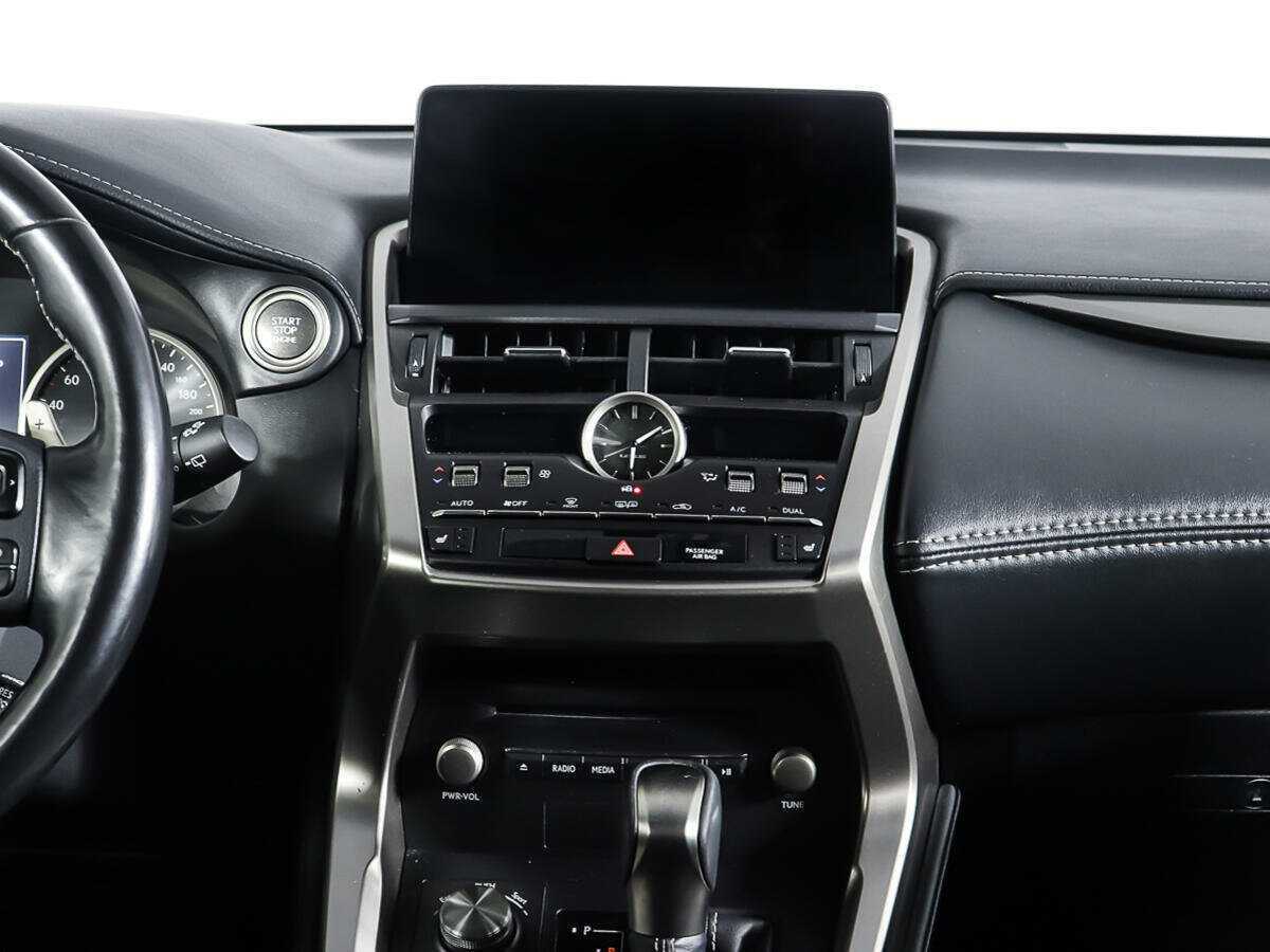 Lexus NX б/у, 2018, Вариатор. Фото: #11