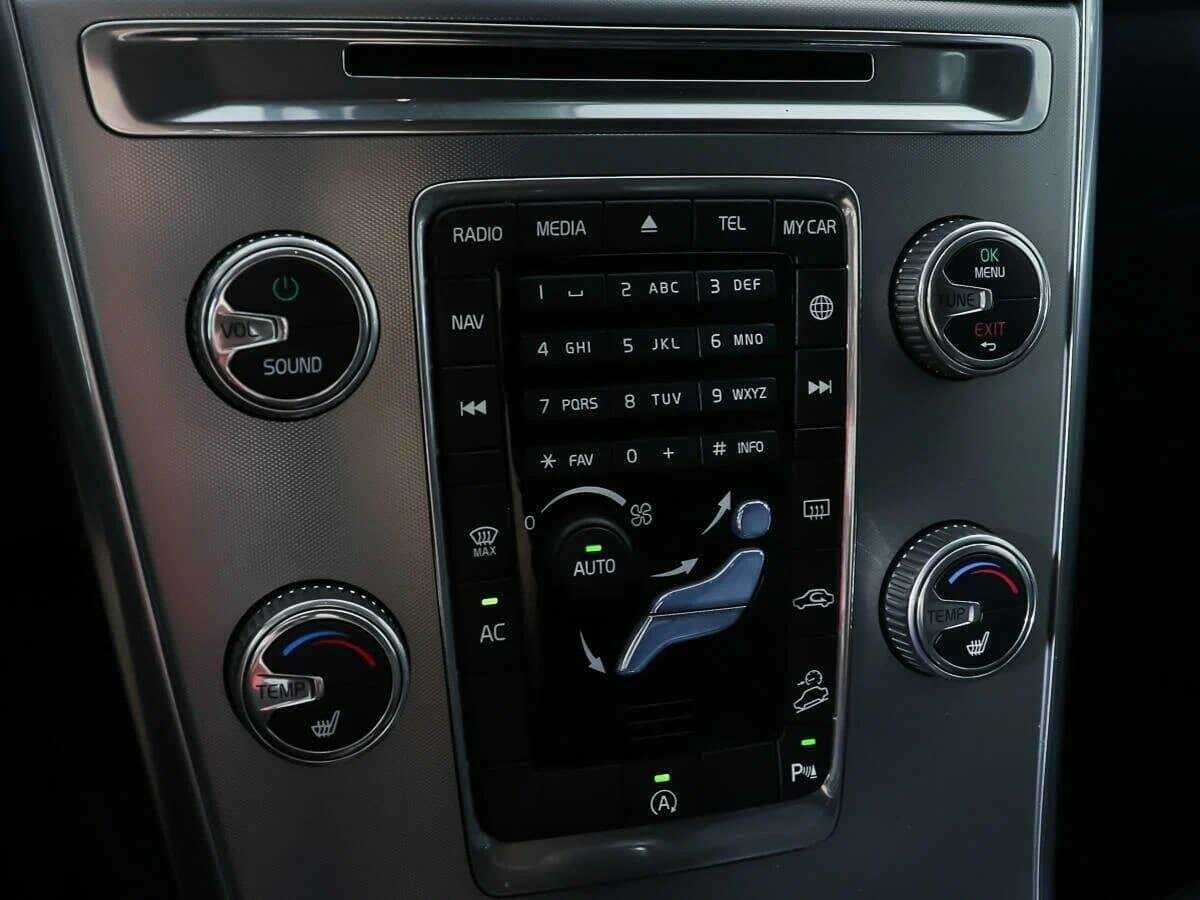 Вольво ИксЦ60 б/у, 2017, Автоматическая. Фото: #16