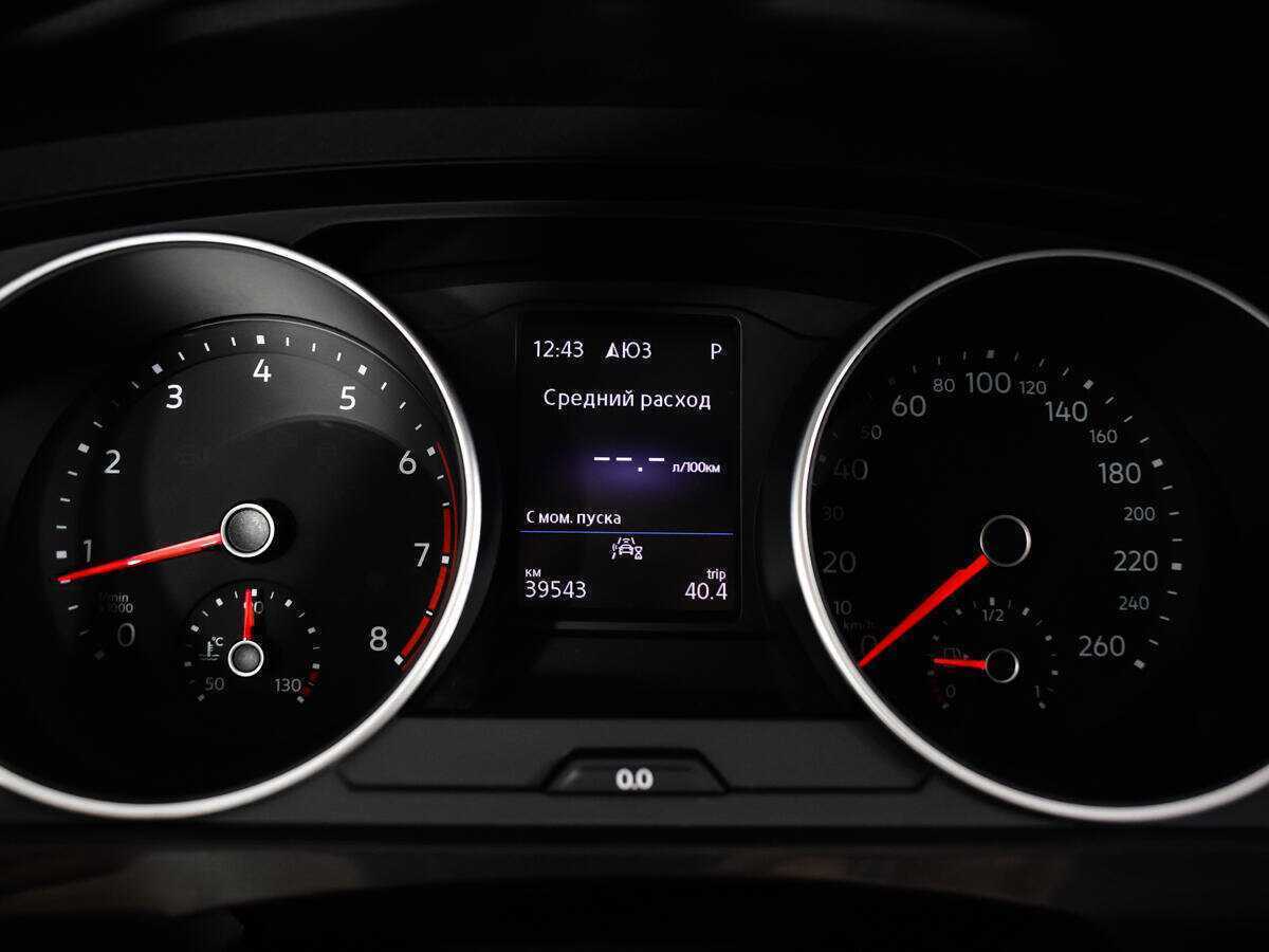 Volkswagen Tiguan б/у, 2021, Роботизированная. Фото: #10