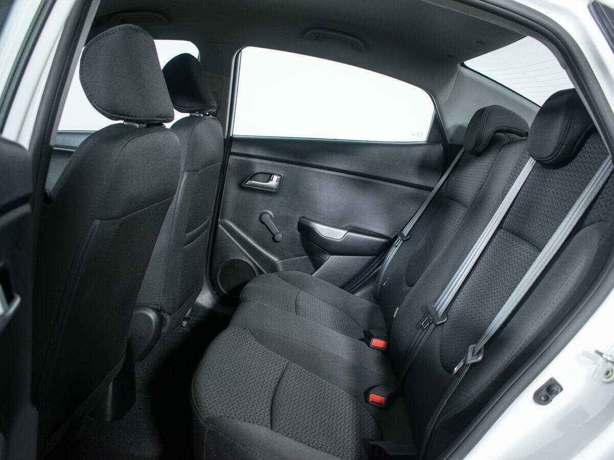 Киа Рио б/у, 2015, Механическая. Фото: #9