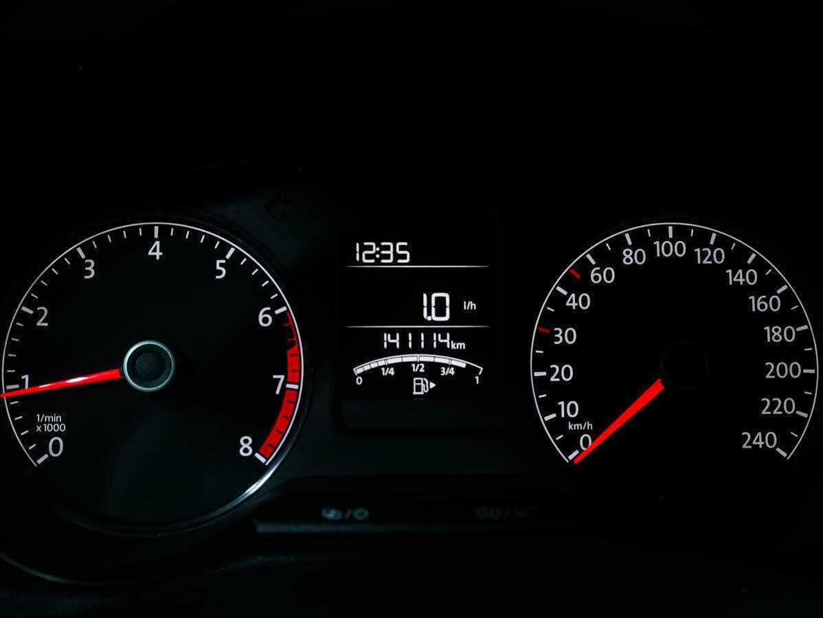 Volkswagen Polo б/у, 2017, Механическая. Фото: #8