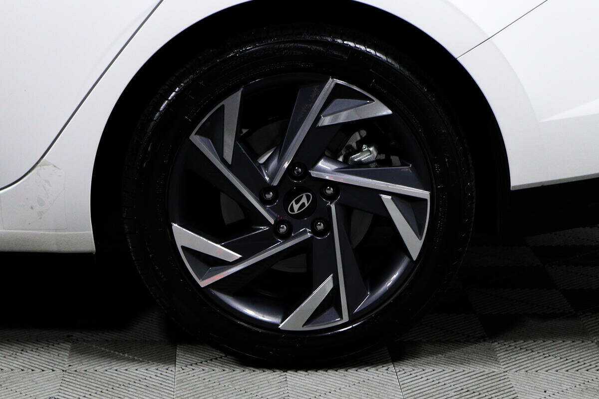 Хендай Елантра б/у, 2023, Вариатор. Фото: #13