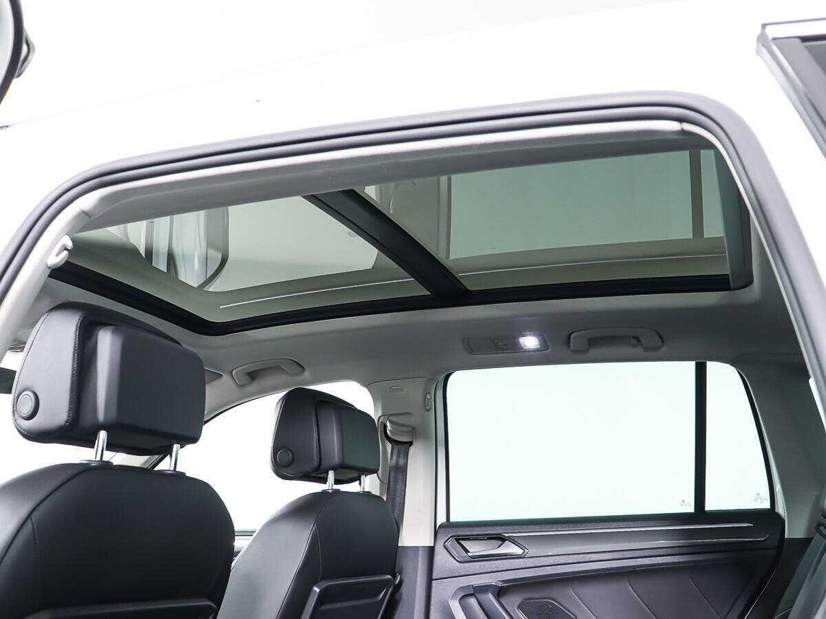 Volkswagen Tiguan б/у, 2017, Роботизированная. Фото: #15