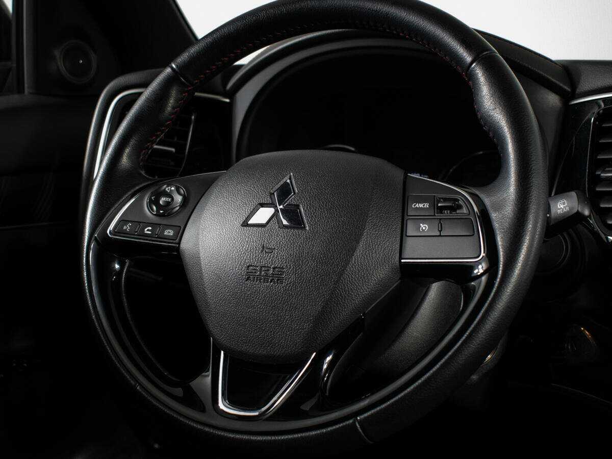 Mitsubishi Outlander б/у, 2021, Вариатор. Фото: #9