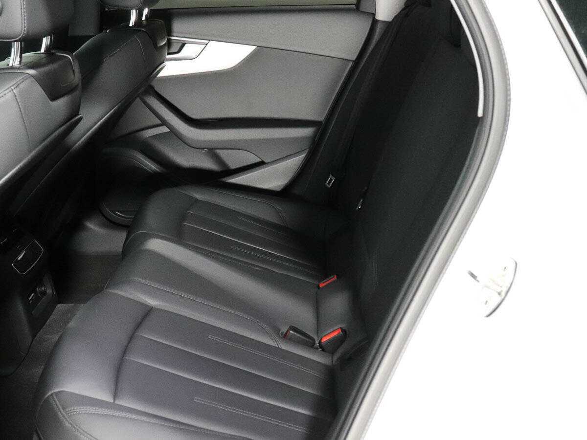 Audi A4 б/у, 2021, Роботизированная. Фото: #10