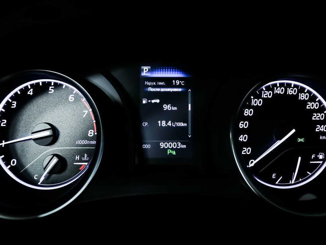 Toyota Camry б/у, 2018, Автоматическая. Фото: #9