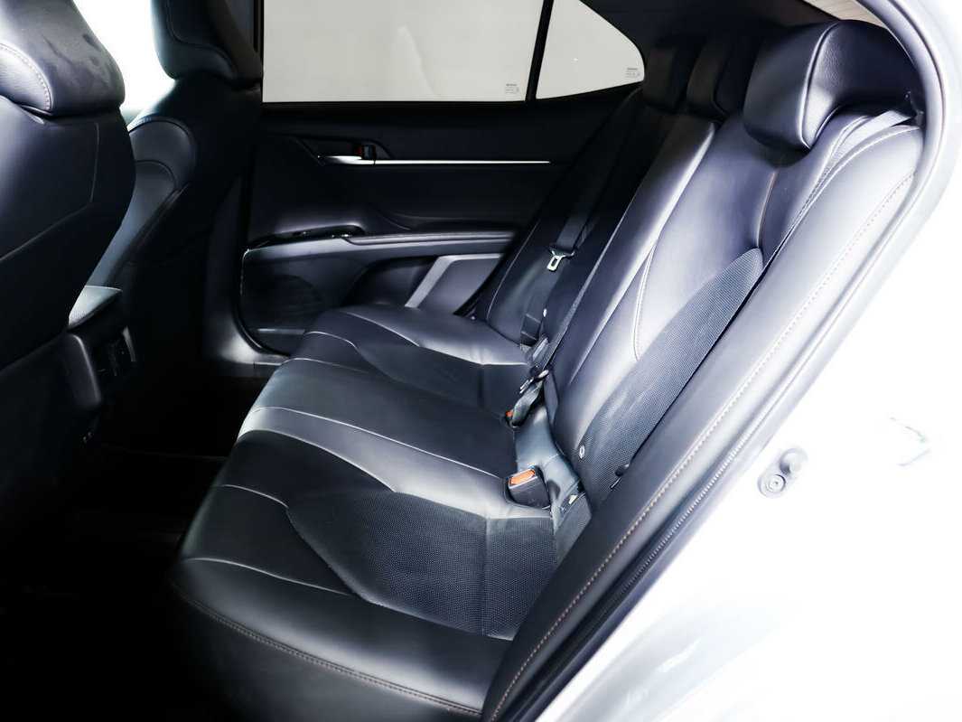 Toyota Camry б/у, 2018, Автоматическая. Фото: #11