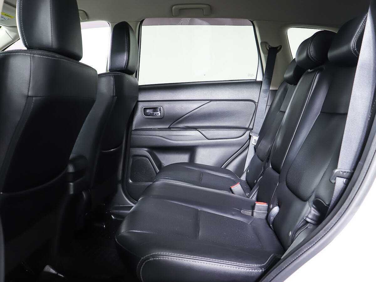 Митсубиши Оутлэндер б/у, 2017, Вариатор. Фото: #9