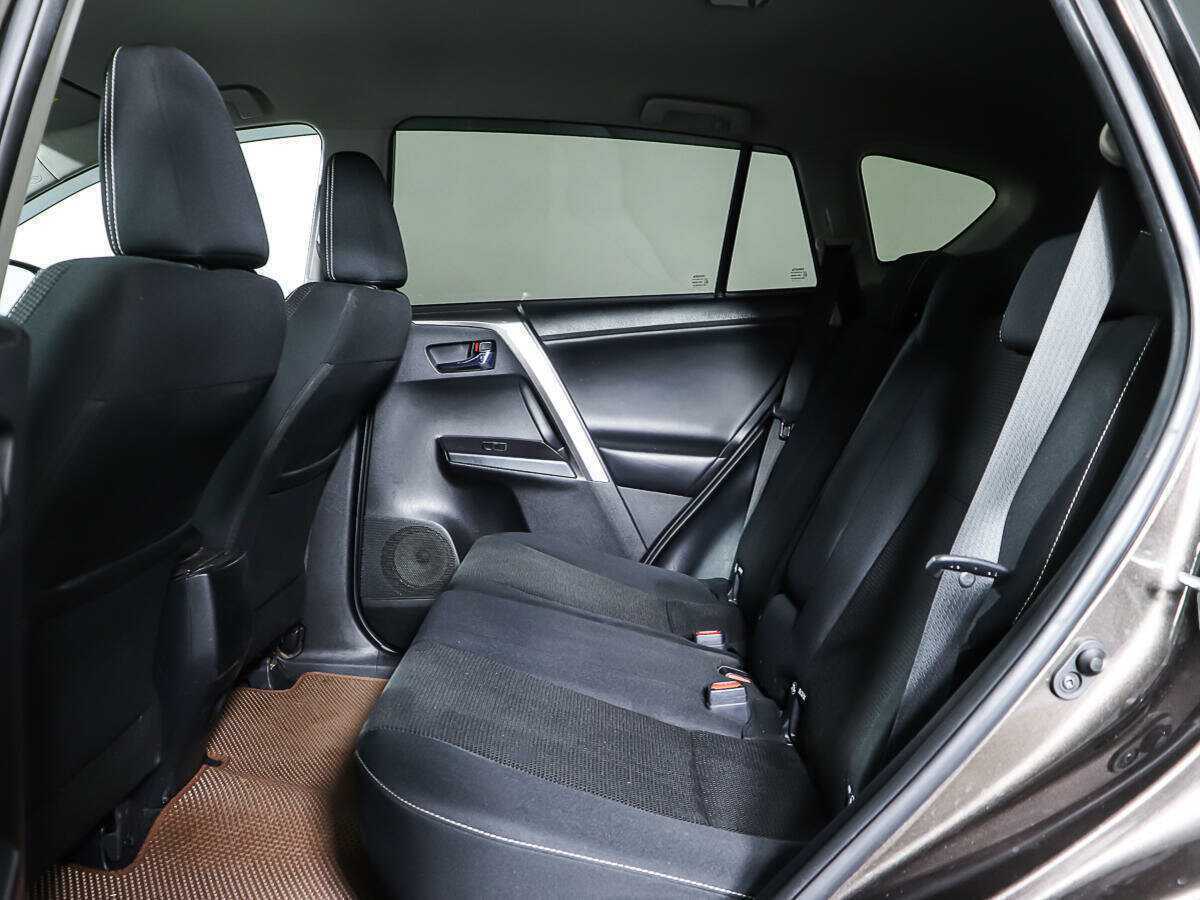 Toyota RAV4 б/у, 2019, Автоматическая. Фото: #11