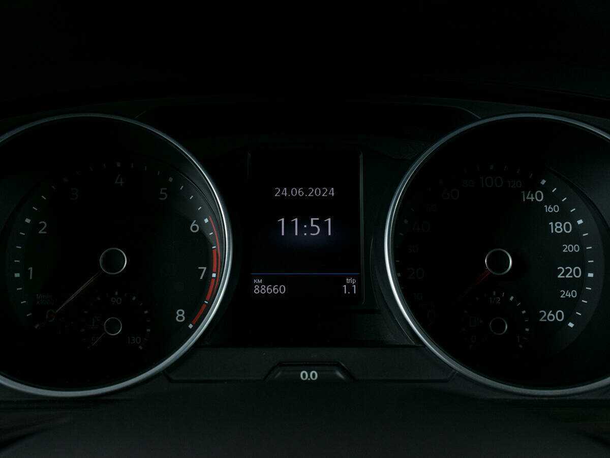 Volkswagen Tiguan б/у, 2018, Роботизированная. Фото: #13