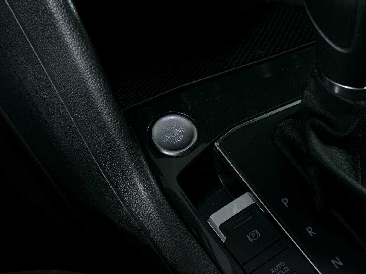 Volkswagen Tiguan б/у, 2018, Роботизированная. Фото: #16