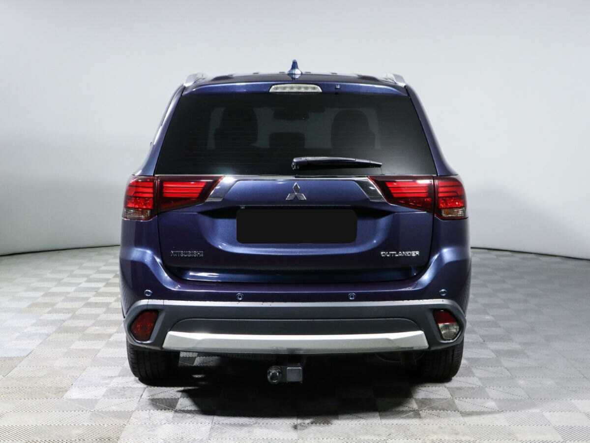 Mitsubishi Outlander б/у, 2018, Автоматическая. Фото: #4