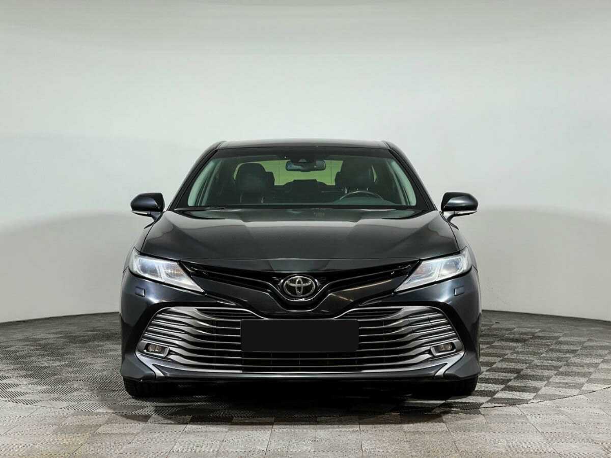 Toyota Camry б/у, 2020, Автоматическая. Фото: #1