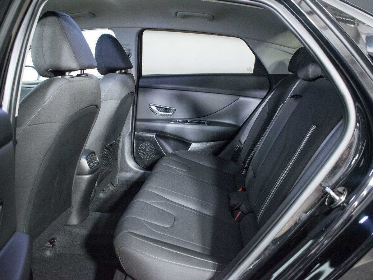 Хендай Елантра б/у, 2020, Автоматическая. Фото: #9