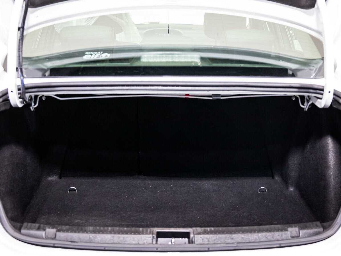 Renault Fluence б/у, 2013, Механическая. Фото: #16