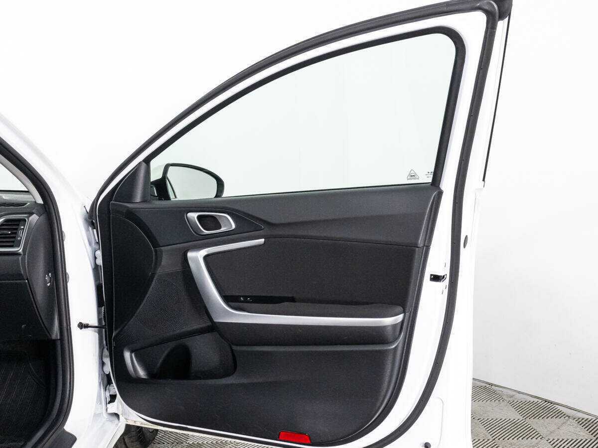 Киа Сид б/у, 2023, Автоматическая. Фото: #25