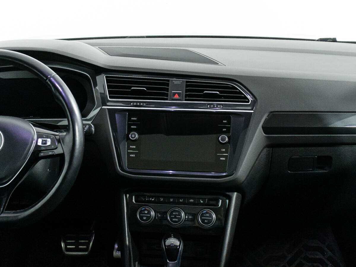 Volkswagen Tiguan б/у, 2018, Роботизированная. Фото: #12