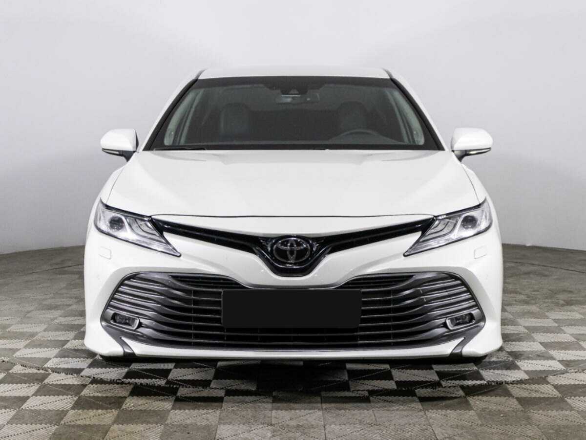 Toyota Camry б/у, 2020, Автоматическая. Фото: #1