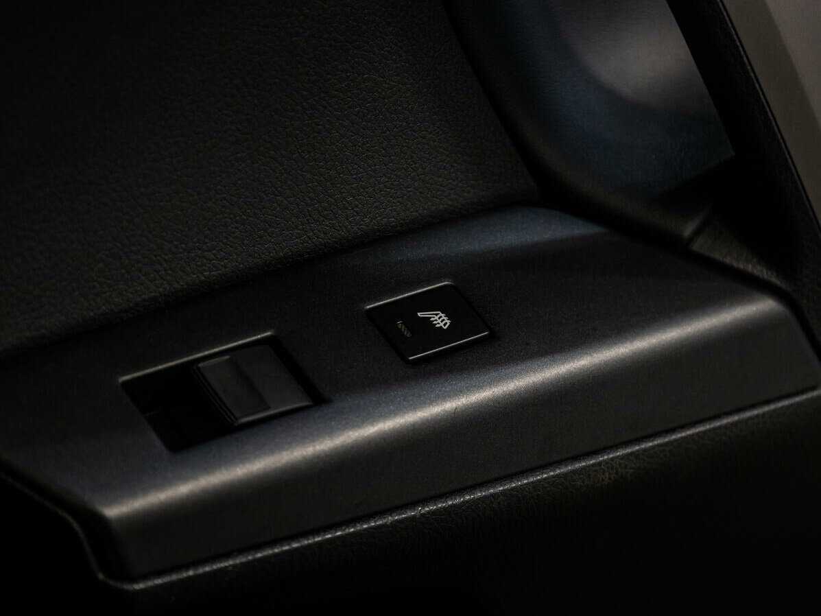 Toyota RAV4 б/у, 2015, Автоматическая. Фото: #24