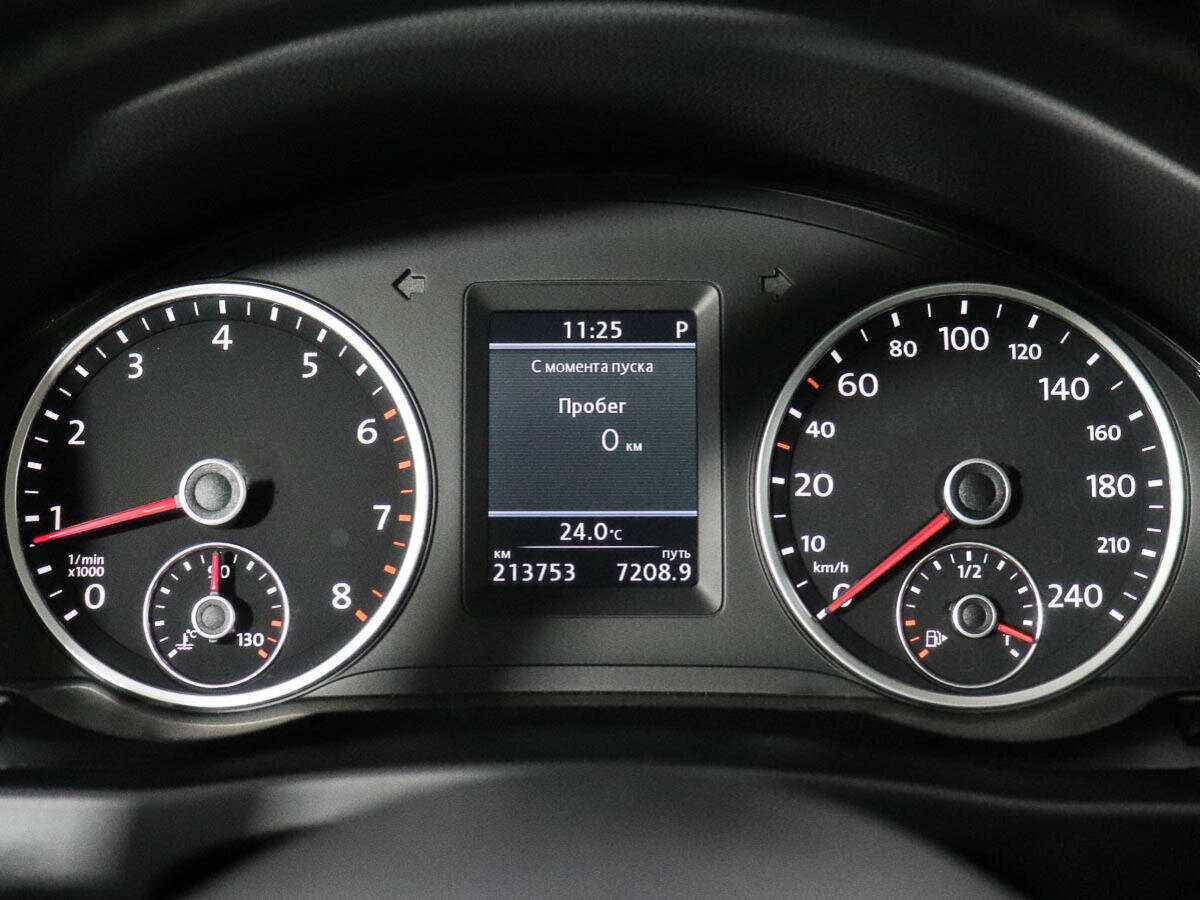 Фольксваген Тигуан б/у, 2012, Автоматическая. Фото: #11