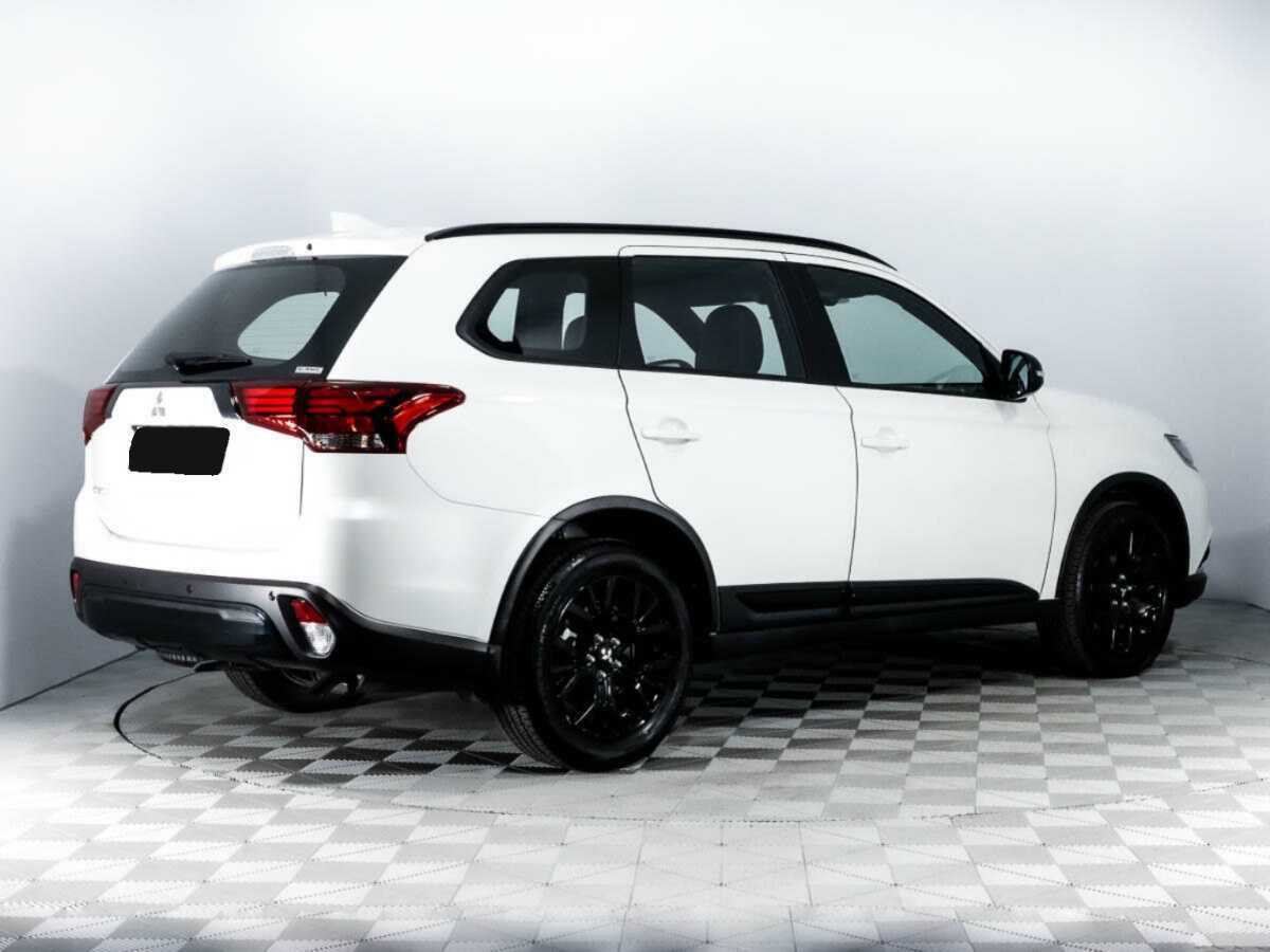Mitsubishi Outlander б/у, 2021, Вариатор. Фото: #4