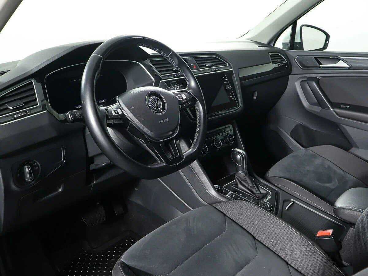 Volkswagen Tiguan б/у, 2017, Роботизированная. Фото: #11