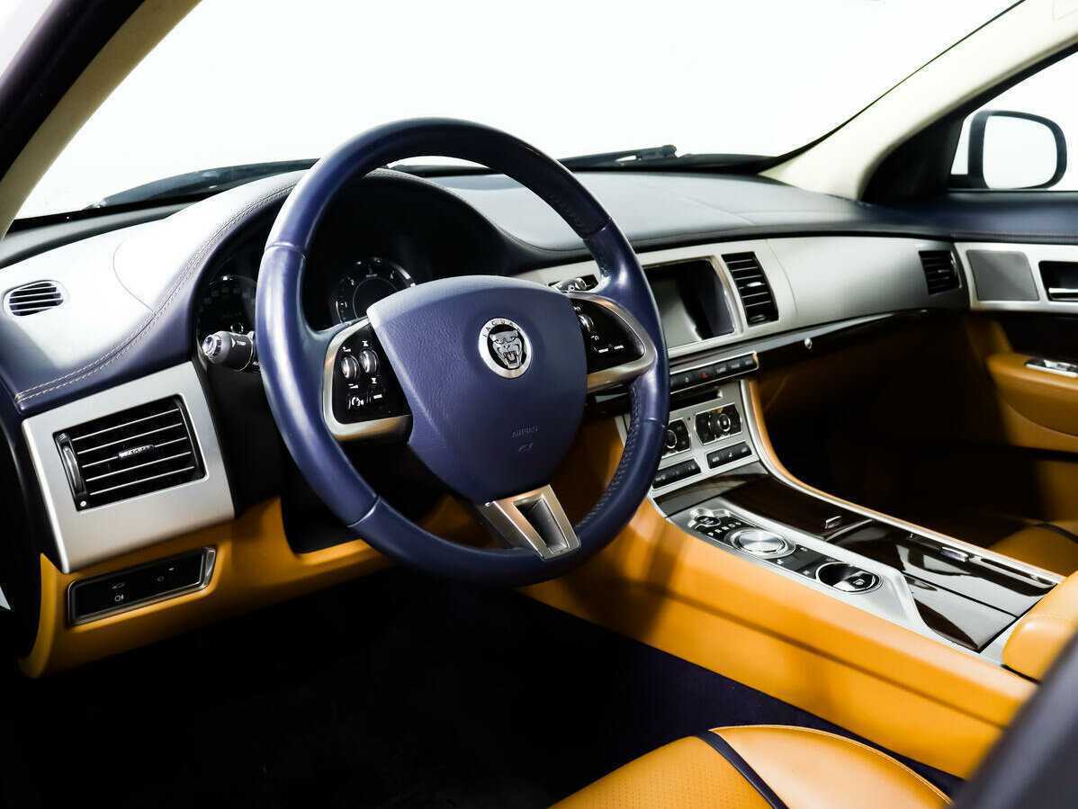 Jaguar XF б/у, 2012, Автоматическая. Фото: #10