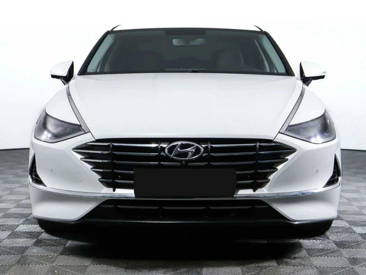 Hyundai Sonata б/у, 2020, Автоматическая. Фото: #1