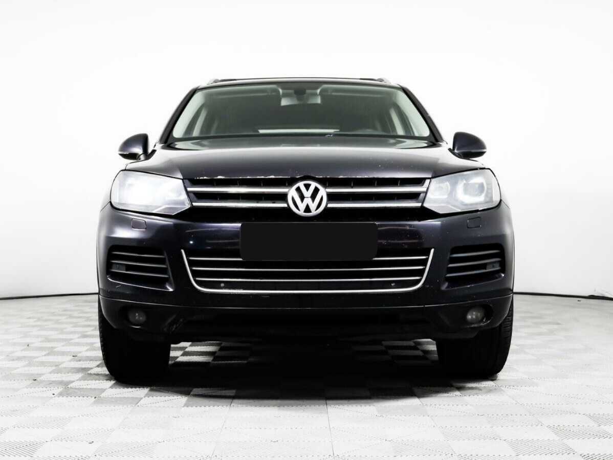 Volkswagen Touareg б/у, 2013, Автоматическая. Фото: #1