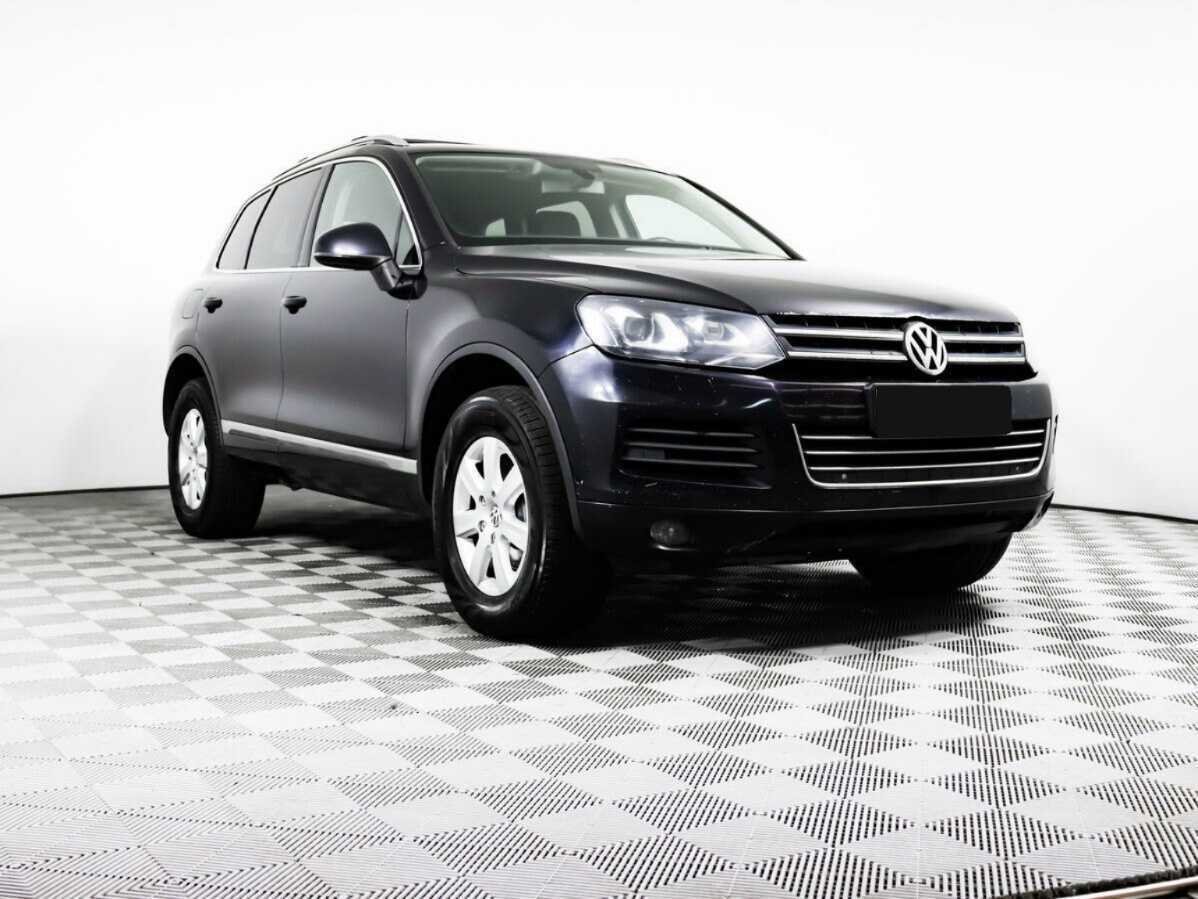Volkswagen Touareg б/у, 2013, Автоматическая. Фото: #2
