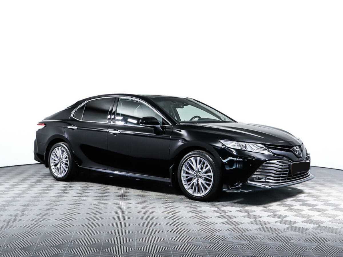 Toyota Camry б/у, 2018, Автоматическая. Фото: #2