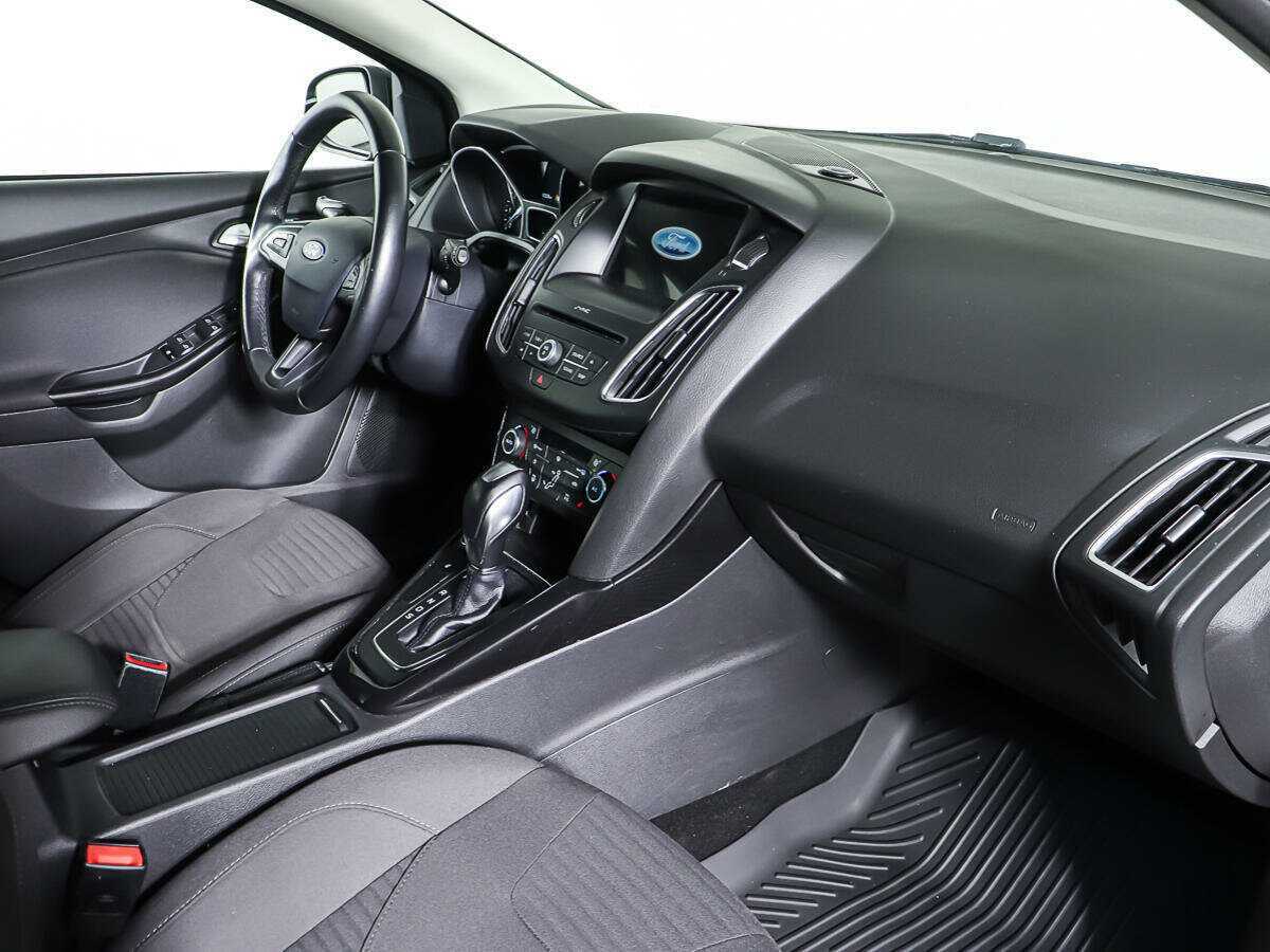 Форд Фокус б/у, 2017, Автоматическая. Фото: #8