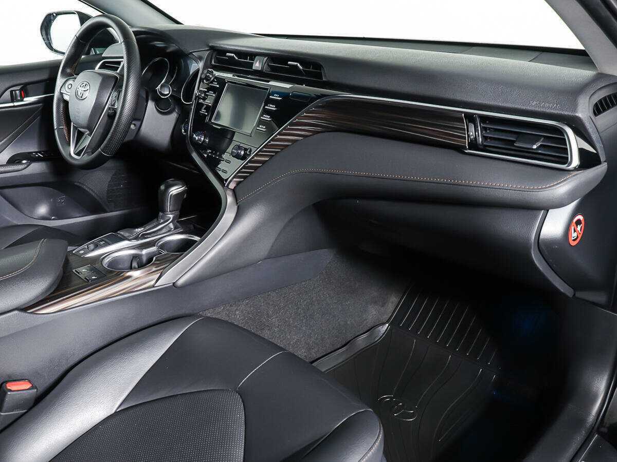 Toyota Camry б/у, 2019, Автоматическая. Фото: #7