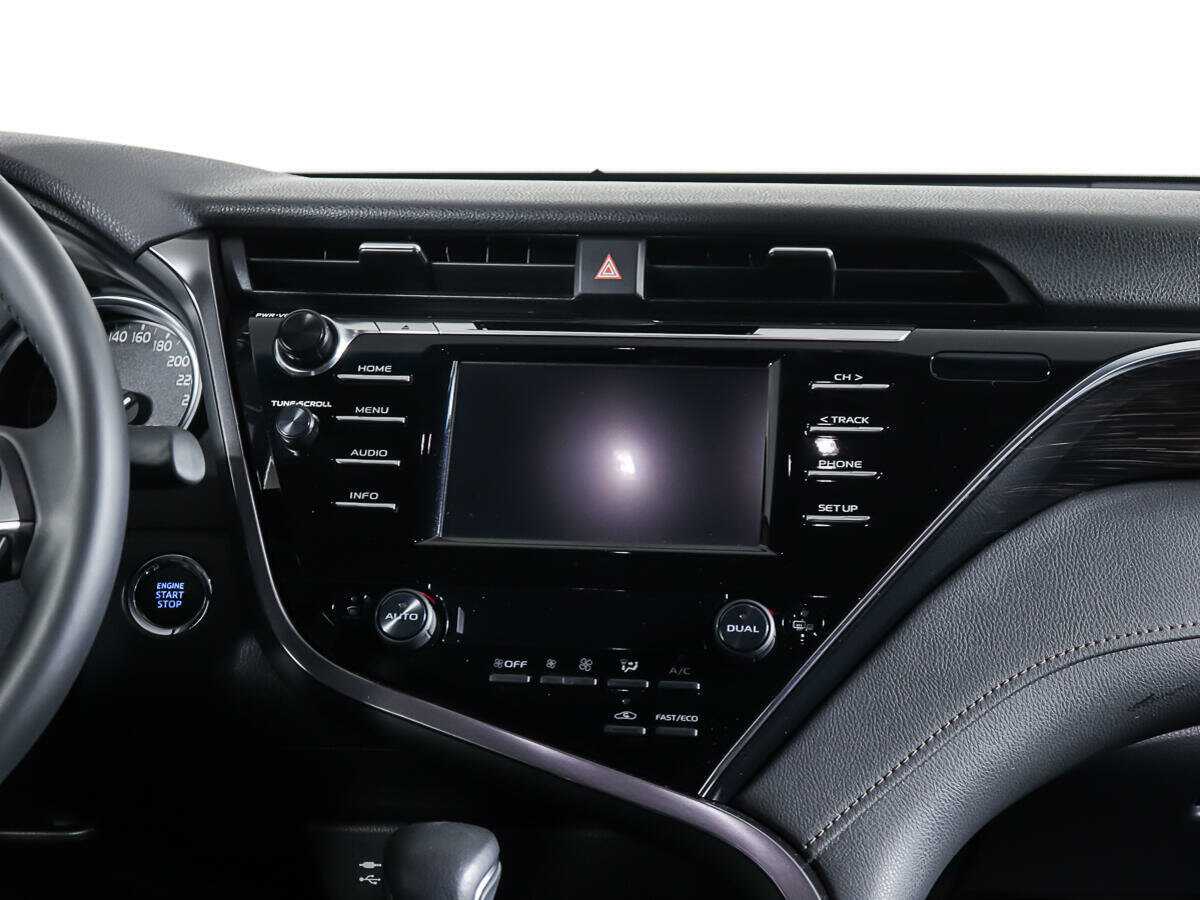 Toyota Camry б/у, 2020, Автоматическая. Фото: #9