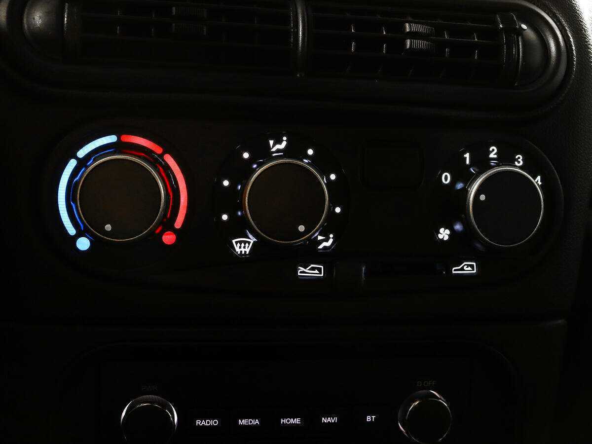 Lada (ВАЗ) Niva б/у, 2023, Механическая. Фото: #14