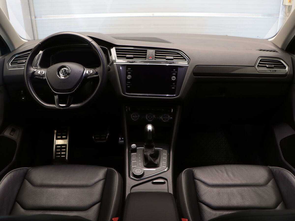 Volkswagen Tiguan б/у, 2020, Роботизированная. Фото: #7