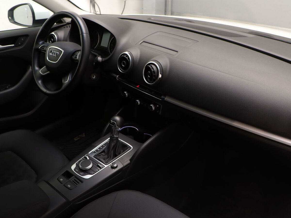 Audi A3 б/у, 2015, Роботизированная. Фото: #6