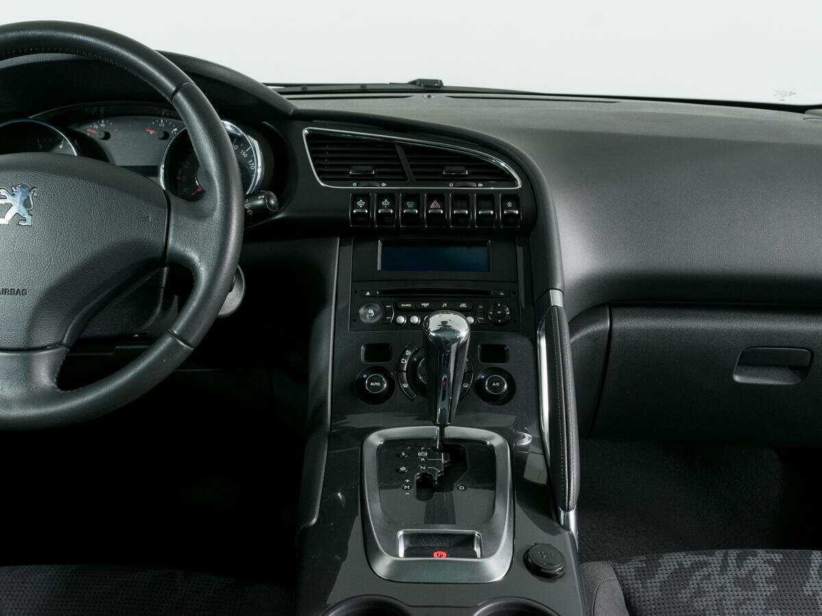 Peugeot 3008 б/у, 2012, Автоматическая. Фото: #9